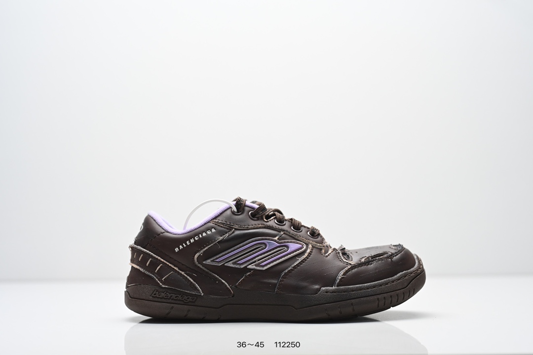 💰250
潮奢 巴黎世家 BALENCIAGA 小红书爆款男女鞋 厚底增高板鞋老爹鞋运动鞋,BALENCIAGA 最新爆款低帮系带休闲运动板鞋 专柜同步上架香港、美国、巴黎各大时尚博主及明星同款。Balenciaga档次可以和迪奥等品牌相媲美,世界公认的最好的品牌之一。
类型:男女鞋
码数:36~45
编码:112