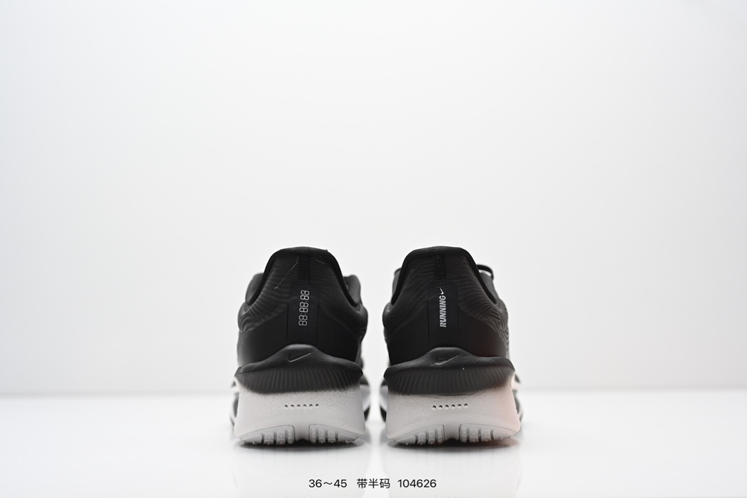  💰230
NIKE耐克Zoom Fly 6 马拉松碳板米黑跑步鞋男女同款运动鞋FN8455-001春新款ZOOM FLY 6 PRM缓震轻便跑步鞋。这款鞋在继承了 Nike Zoom Fly 5 的基础上，承诺为跑者带来更上一层楼的体验。它还继承了 Nike Vaporfly 3 和全新 Nike Alphafly 3 的设计风格，展现出更为简约和轻盈的外形。尤其是鞋跟部分，进行了重大改造，不仅提升支撑性，也增加了美观度。在 ZoomX 泡棉成功的基础上，Zoom Fly 6 引入更进一步的缓冲系统，为软硬适中和快速响应之间提供更好的平衡，满足长距离跑和短跑的需求。随着鞋跟和整体结构的可能改进，Zoom Fly 6 为跑者提供更好的稳定性和舒适度，这对于需要适应各种地形和跑步条件的跑者来说尤为重要。对于鞋面的改良，使用新的材料或构造技术，以实现更好的贴合和透气性，这将进一步提升鞋子的舒适度和性能。

货号：FN8454
尺码：36-45含半码
编码：104626
