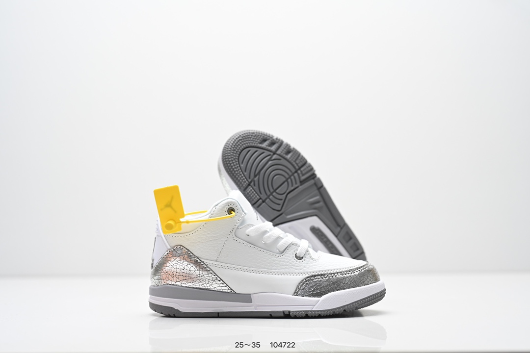 图片[5]-童鞋：Air Jordan 3 Retro 复刻白水泥 AJ3 乔丹3代 aj3 乔3 经典复刻白水泥 乔丹篮球鞋系列 鞋身以白色为主调，采用优质皮革材质搭配鞋头及后跟处的经典元素爆裂纹，搭配灰色外底，简约而不失活力，纯色鞋身也很好地渲染了其不凡的质感。至于细节，该鞋款后跟处的Jumpman Logo同样采用黑色打造，鞋口及鞋面则添加了透气孔设计，更适合炎热的夏日。 货号：DN3707-100 尺码：如图所示-选品中心