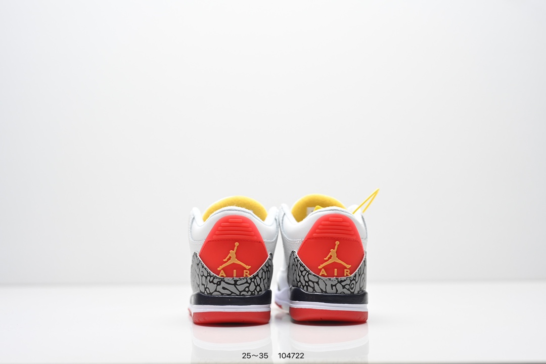 图片[7]-童鞋：Air Jordan 3 Retro 复刻白水泥 AJ3 乔丹3代 aj3 乔3 经典复刻白水泥 乔丹篮球鞋系列 鞋身以白色为主调，采用优质皮革材质搭配鞋头及后跟处的经典元素爆裂纹，搭配灰色外底，简约而不失活力，纯色鞋身也很好地渲染了其不凡的质感。至于细节，该鞋款后跟处的Jumpman Logo同样采用黑色打造，鞋口及鞋面则添加了透气孔设计，更适合炎热的夏日。 货号：DN3707-100 尺码：如图所示-选品中心
