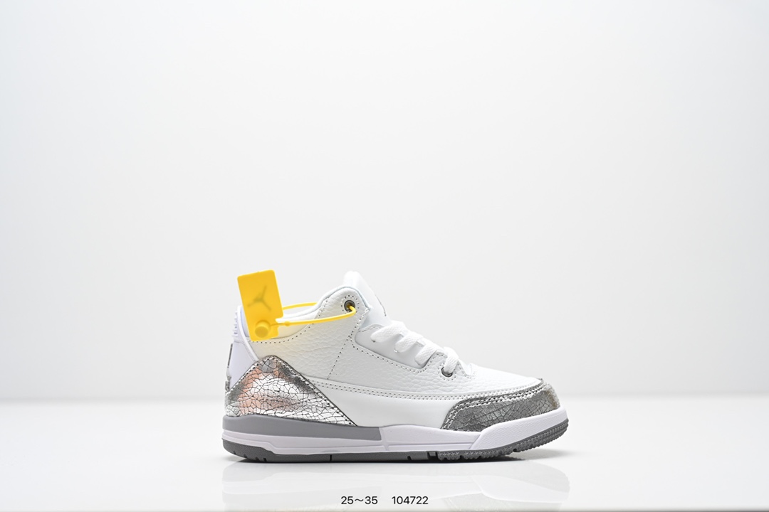 图片[4]-集合 童鞋：Air Jordan 3 Retro 复刻白水泥 AJ3 乔丹3代 aj3 乔3 经典复刻白水泥 乔丹篮球鞋系列 鞋身以白色为主调，采用优质皮革材质搭配鞋头及后跟处的经典元素爆裂纹，搭配灰色外底，简约而不失活力，纯色鞋身也很好地渲染了其不凡的质感。至于细节，该鞋款后跟处的Jumpman Logo同样采用黑色打造，鞋口及鞋面则添加了透气孔设计，更适合炎热的夏日。 货号：DN3707-100 尺码：如图所示-选品中心