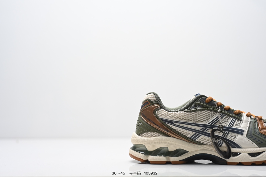 Asics Gel-Kayano 14 ASICS (亚瑟士) 是日本实业家鬼家喜八郎创立的跑鞋运动品牌,名宇想法源自著名的拉丁谚语’AnimaSana In Corpore Sano’,意为“健全的精神寓于强健的体魄”.正如其名字的含义,ASICS亚瑟 士一直坚信保持身体的健康与活力是打造健康快乐的生活方式的最佳途径.亚瑟士的跑鞋、篮球鞋等系列集专业与美貌于一身,拥有极高的热度.2016年,ASICS在“2016年日本最佳全球品牌“排行榜名列第17名. 货号:1201A161-301 编码:105932 半
