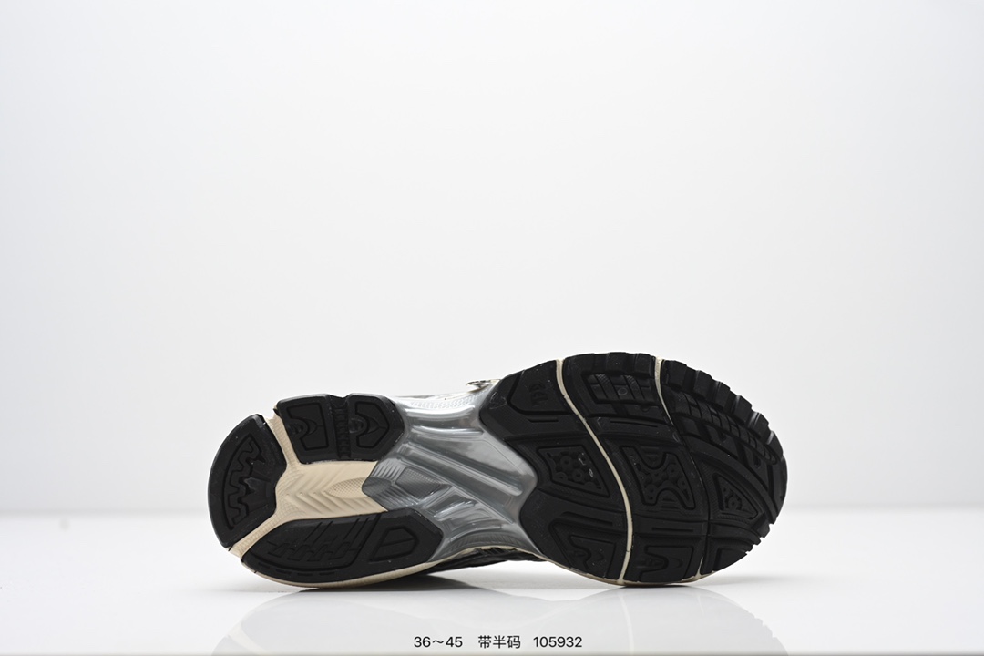 💰160
Asics Gel-Kayano 14 
ASICS (亚瑟士） 是日本实业家鬼家喜八郎创立的跑鞋运动品牌，名宇想法源自著名的拉丁谚语’AnimaSana In Corpore Sano’，意为“健全的精神寓于强健的体魄”。正如其名字的含义，ASICS亚瑟
士一直坚信保持身体的健康与活力是打造健康快乐的生活方式的最佳途径。亚瑟士的跑鞋、篮球鞋等系列集专业与美貌于一身，拥有极高的热度。2016年，ASICS在“2016年日本最佳全球品牌“排行榜名列第17名。
货号：1201A161-301
编码：105932
Size:36～45半