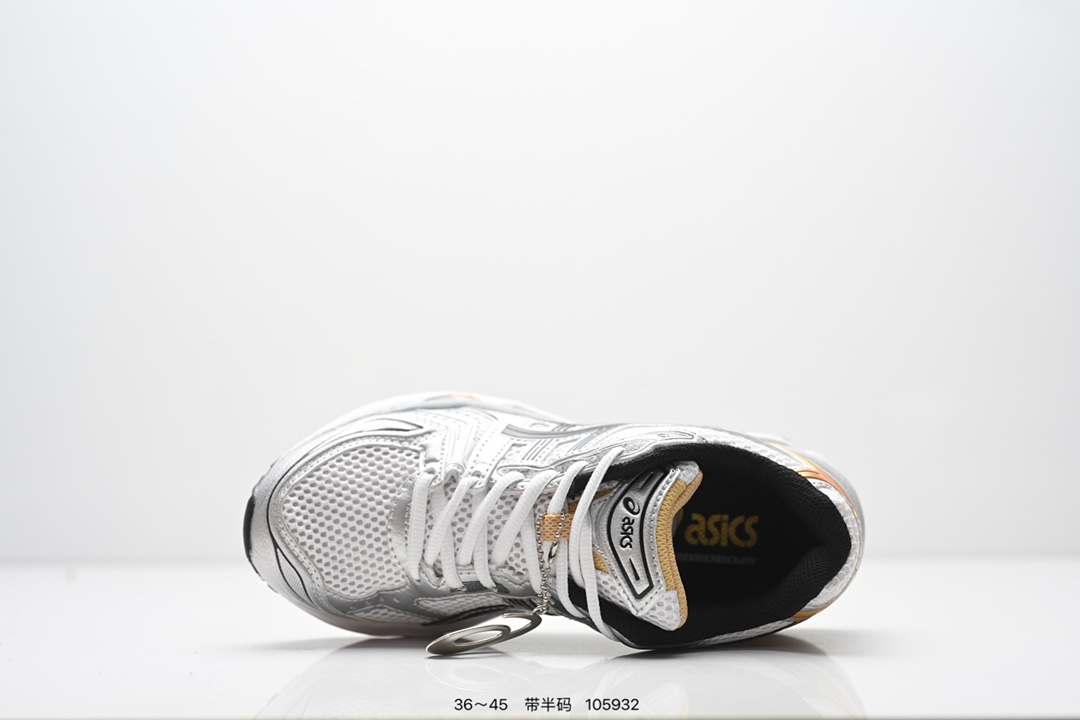 💰160
Asics Gel-Kayano 14 
ASICS (亚瑟士） 是日本实业家鬼家喜八郎创立的跑鞋运动品牌，名宇想法源自著名的拉丁谚语’AnimaSana In Corpore Sano’，意为“健全的精神寓于强健的体魄”。正如其名字的含义，ASICS亚瑟
士一直坚信保持身体的健康与活力是打造健康快乐的生活方式的最佳途径。亚瑟士的跑鞋、篮球鞋等系列集专业与美貌于一身，拥有极高的热度。2016年，ASICS在“2016年日本最佳全球品牌“排行榜名列第17名。
货号：1201A161-301
编码：105932
Size:36～45半