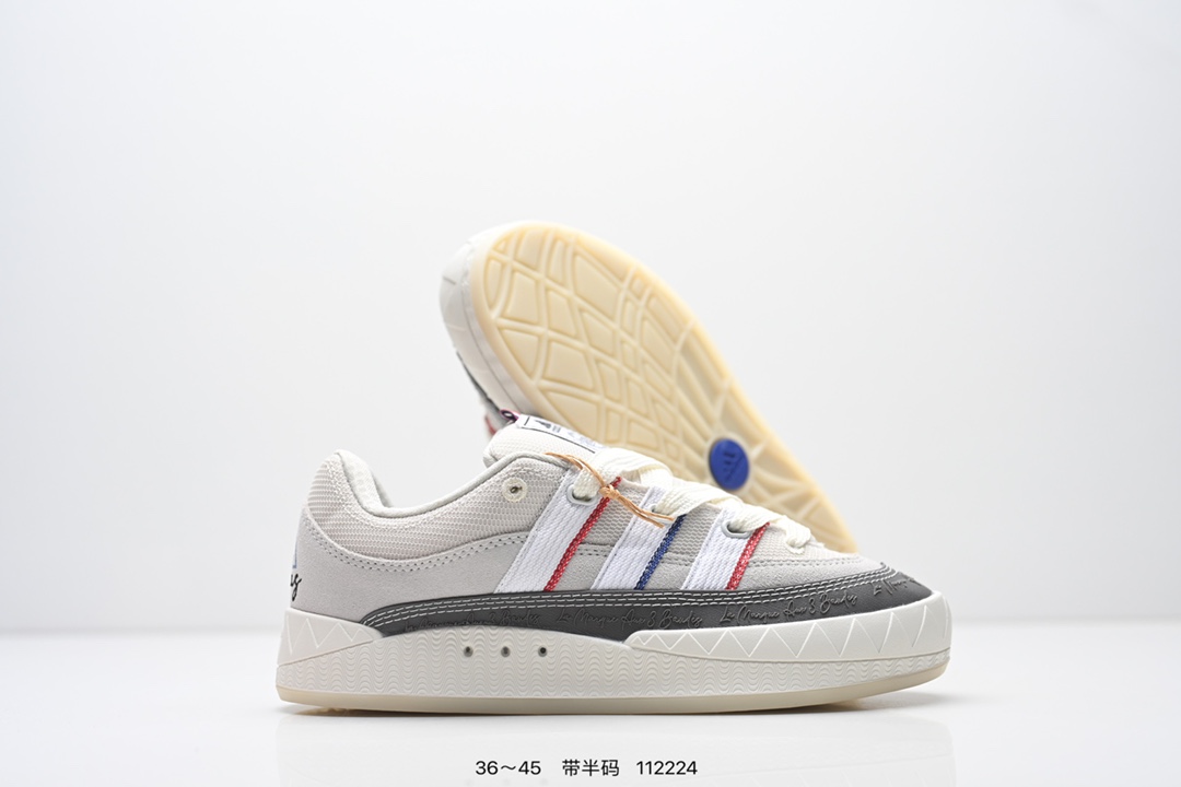 💰120
AD Adimatic Low 马蒂奇系列低帮复古鲨鱼面包鞋运动休闲滑板板鞋 整个鞋面由色彩艳丽的麂皮制成,搭配品牌标志性大尺寸三条纹 Logo,超宽鞋带作为鲜明特征,厚实的中底和耐用的橡胶外底为滑手们带来了良好的穿着体验。滑板运动作为都市街头运动的先驱,配色靓丽,夸张轮廓的 “面包鞋” ADIMATIC 自然成为了优选单品。对于经典细节的充分保留,让人们的目光瞬间就能集中到这双与众不同的 “Lo-Fi Style” 滑板鞋上。
货号:Id3935
尺码:如图所示
编码:112224