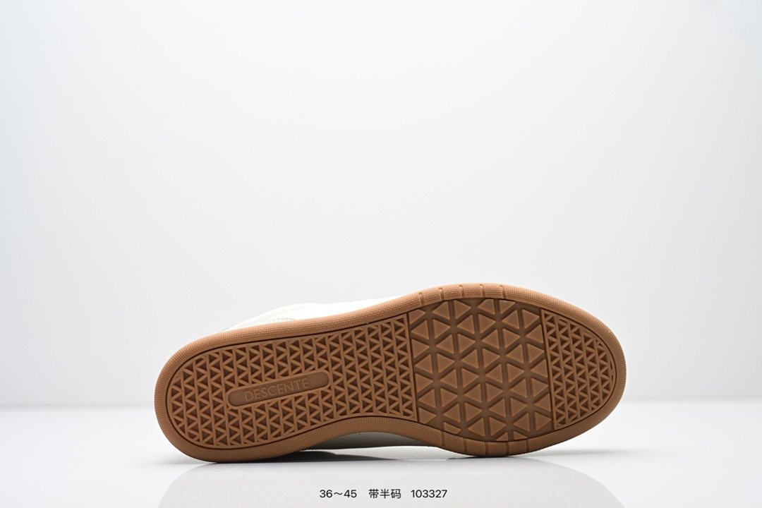 💰175
迪桑特DESCENTE Terrain D 舒适 防滑耐磨 低帮 生活休闲鞋
货号:SQ123LCR34
尺码:看图所示
ID:103327