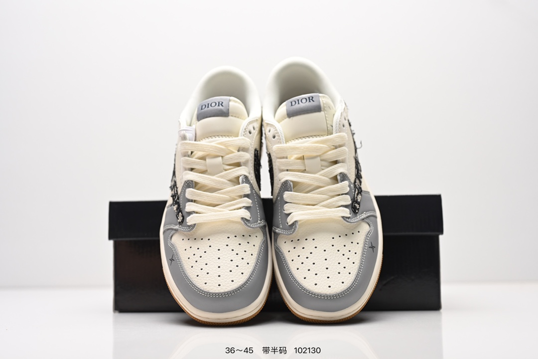 💰190
AJ1倒勾Travis Scott x Air Jordan 1 ” Reverse Mocha “ AJ1乔1 TS 闪电 联名倒钩 低帮文化篮球鞋
货号:XX3168
尺码:36 36.5 37.5 38 38.5 39 40 40.5 41 42 42.5 43 44 45 
ID:102130