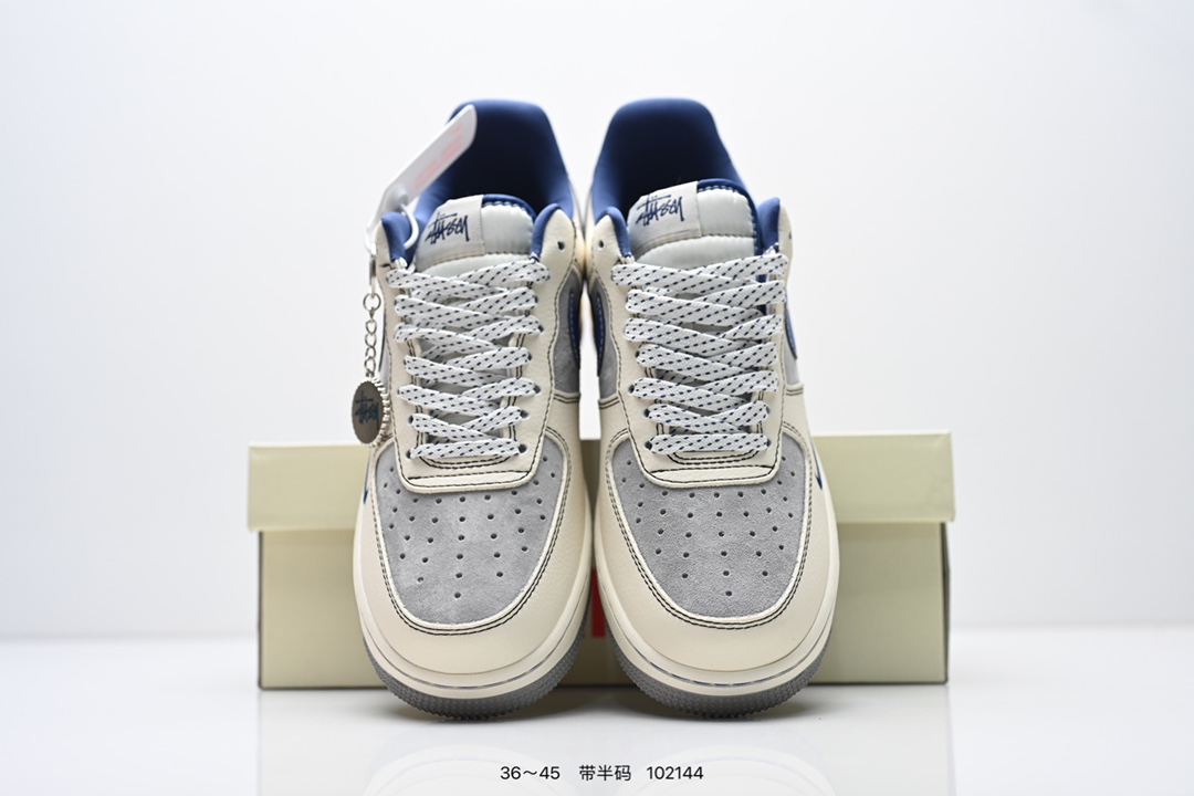 💰260
NIKE AIR FORCE 1‘07 LV8
原楦头原纸板 打造纯正低帮空军版型
专注外贸渠道 全掌内置蜂窝气垫 
原盒配件 原厂中底钢印、拉帮完美 
货号:CS5288
Size:36 36.5 37.5 38 38.5 39 40 40.5 41 42 42.5 43 44 45
编号：102144