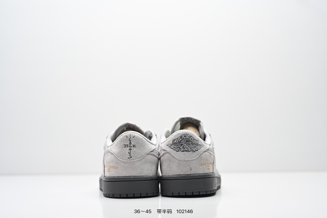 💰270
AJ1倒勾联名Travis Scott x Air Jordan 1 ” Reverse Mocha “ AJ1乔1 TS 闪电 联名倒钩 低帮文化篮球鞋 完美品质出货 细节如图所示  鞋面切割工整  冲孔整齐干净 中底拉帮线 整体清洁度非常好
货号：XS7089 612
尺码:36 36.5 37.5 38 38.5 39 40 40.5 41 42 42.5 43 44 45 
ID:102146