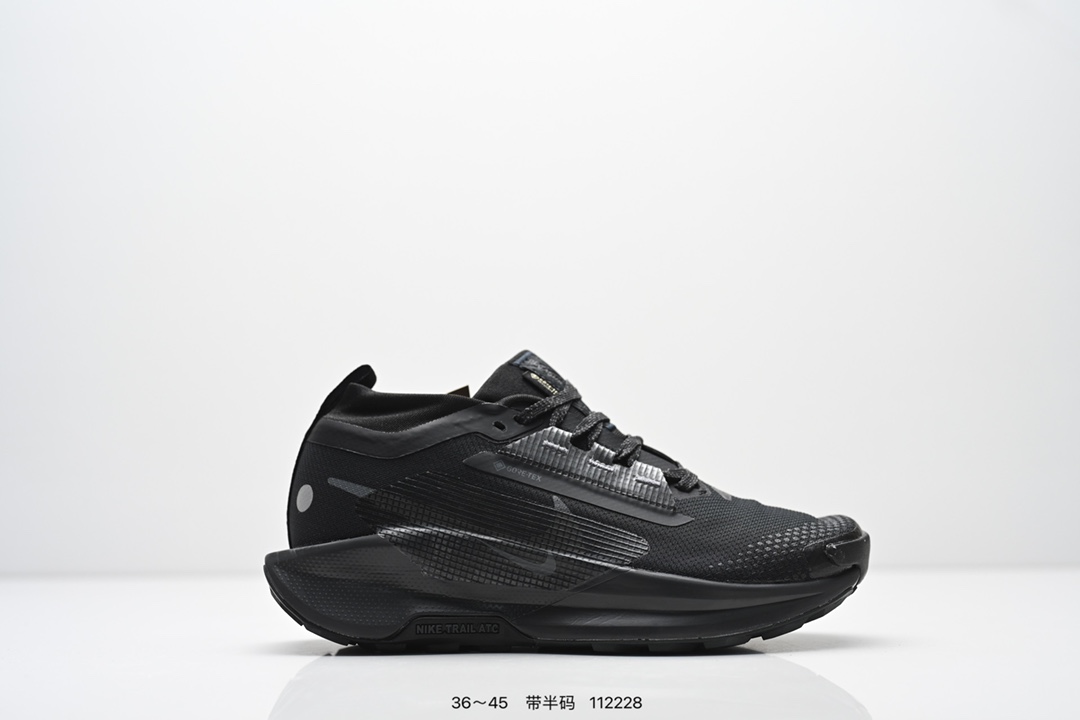 💰140
耐克 Nike REACTX PEGASUS TRAIL 5 GTX 越野跑步鞋👏登月兼顾迅疾外观和稳固脚感 后跟覆面和中足动态支撑巧妙融合 缔造稳定顺畅的迈步体验
货号:FQ0908-009
尺码:如图所示
编码:112228