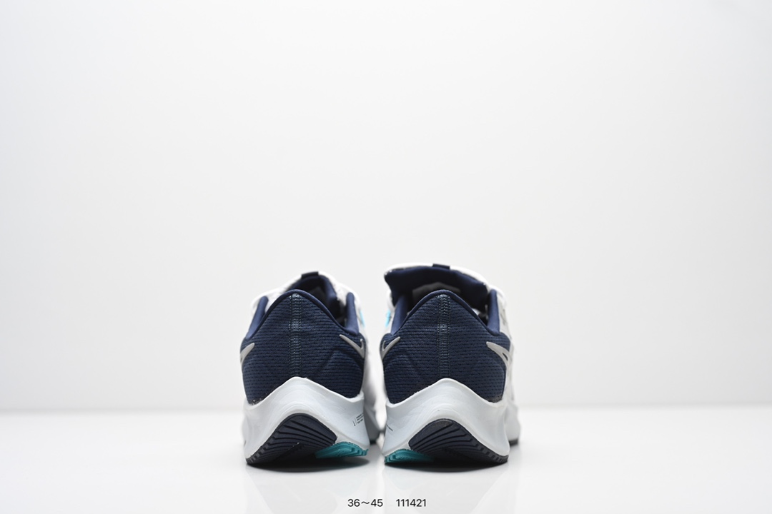 💰105
耐克 Nike Air Zoom Pegasus 38 登月38 带气垫缓震跑步鞋时尚慢跑鞋休闲运动鞋时尚男女老爹鞋。耐克Nike Zoom Pegasus 38代 飞马涡轮增压马拉松慢跑鞋内里嵌入定型海绵#中底搭载前Zoom+全掌React配置飞马38代跑鞋,双数小改款,中底保持前Zoom+全掌React的配置,鞋面为不同织物结构的工程网面,透气舒适。
类型:男女鞋
货号:CW7356
码数:36-45
编码: 111421