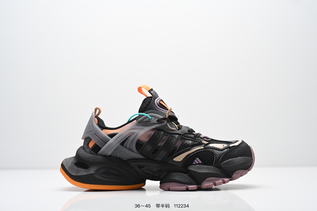 💰170 阿迪达斯AD Vento XLG Runner Deluxe 白黑绿轻机甲赛博复古休闲运动老爹鞋 纯原版本原楦纸板数据开发 铸造原味鞋型。耐磨防撕裂面料和RPU后跟结构，皮革鞋面缀有交叉失眠，搭配织物内里，舒适妥帖。双密度大底设计，更具稳定性 尺码：36 36²/₃ 37¹/₃ 38 38²/₃ 39¹/₃ 40 40²/₃ 41¹/₃ 42 42²/₃ 43¹/₃ 44 44²/₃ 45¹/₃ 货号：IH0616 见面：112234