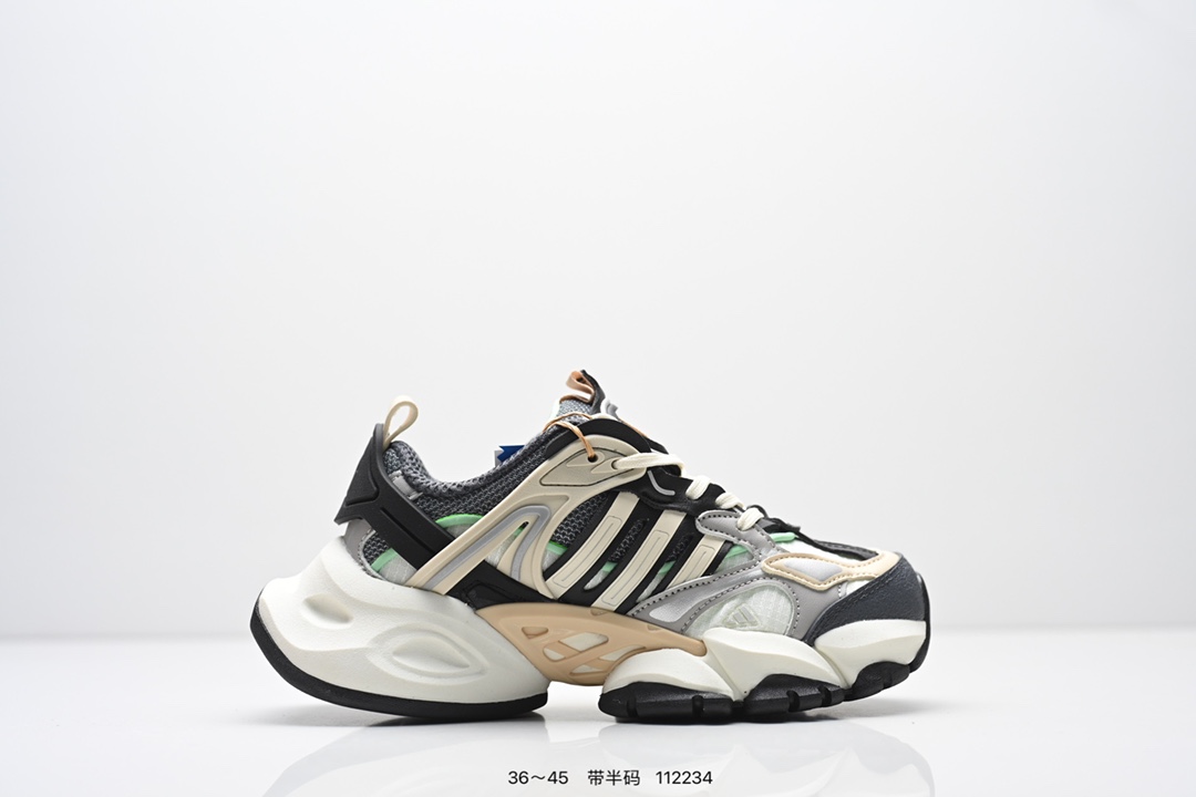 💰170 阿迪达斯AD Vento XLG Runner Deluxe 白黑绿轻机甲赛博复古休闲运动老爹鞋 纯原版本原楦纸板数据开发 铸造原味鞋型。耐磨防撕裂面料和RPU后跟结构，皮革鞋面缀有交叉失眠，搭配织物内里，舒适妥帖。双密度大底设计，更具稳定性 尺码：36 36²/₃ 37¹/₃ 38 38²/₃ 39¹/₃ 40 40²/₃ 41¹/₃ 42 42²/₃ 43¹/₃ 44 44²/₃ 45¹/₃ 货号：IH0616 见面：112234