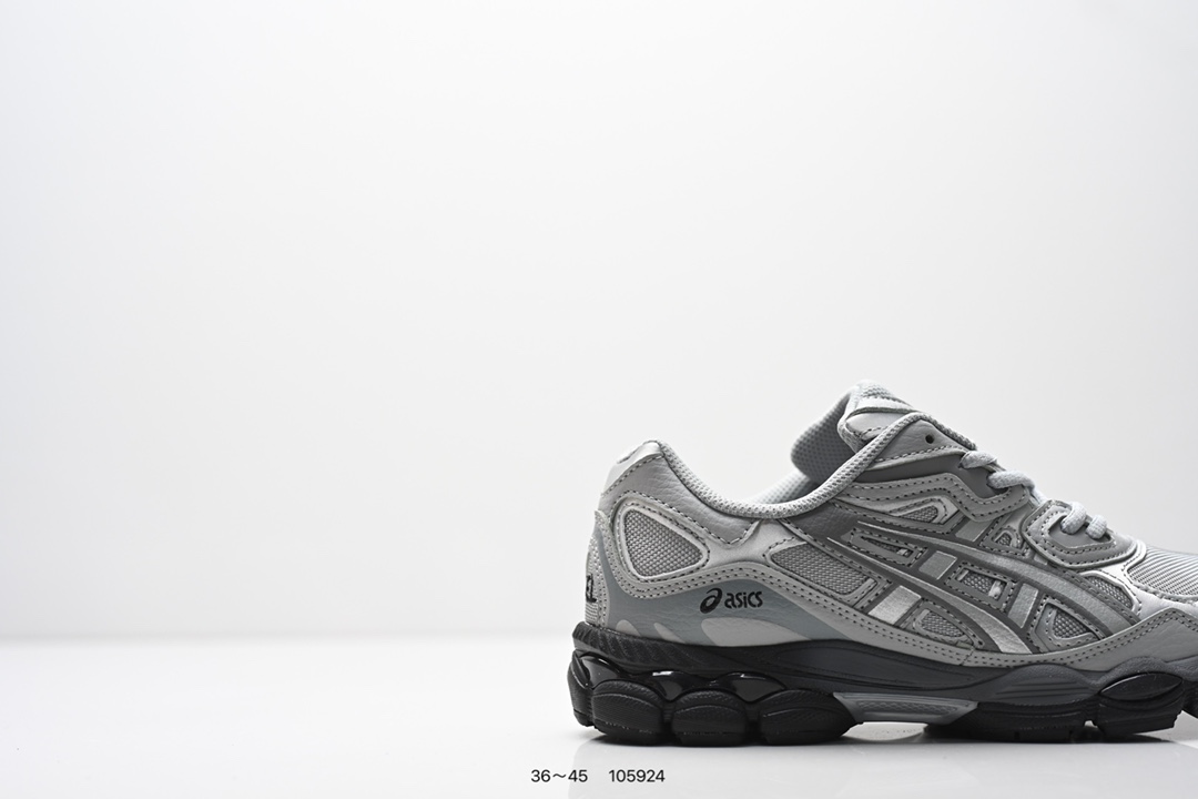 💰120
Asics Gel-NYC 复古单品
亚瑟士新款厚底街头运动休闲鞋
ASICS亚瑟士推出全新GEL-NYC,彰显纽约都市活力。这次的新系列融入了多个版本GEL的经典设计风格,广受好评。其设计灵感来源于GEL-NIMBUS 3,GEL-MC PLUS V 和 GEL-CUMULUS 16 这些往日经典鞋款。GEL-NYC使用GEL-CUMULUS 16鞋款的鞋楦设计,展现了独特的现代化美学。鞋底采用了轻质发泡材料,并在后跟和前掌处采用了ASICS亚瑟士核心科技——GEL缓震胶,赋予鞋款强大的缓冲性能,提供了更柔软舒适的穿着体验。而在原有设计的启发之上,此次鞋款采用更贴合当今潮流趋势的材料和创新技术,展现出纽约充满活力的都市精神。
货号:1203A372-600
Size:36~45
编码:105924