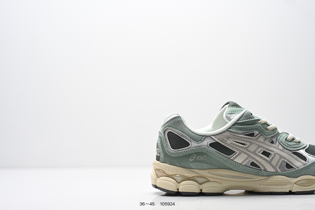 💰120
Asics Gel-NYC 复古单品
亚瑟士新款厚底街头运动休闲鞋
ASICS亚瑟士推出全新GEL-NYC,彰显纽约都市活力。这次的新系列融入了多个版本GEL的经典设计风格,广受好评。其设计灵感来源于GEL-NIMBUS 3,GEL-MC PLUS V 和 GEL-CUMULUS 16 这些往日经典鞋款。GEL-NYC使用GEL-CUMULUS 16鞋款的鞋楦设计,展现了独特的现代化美学。鞋底采用了轻质发泡材料,并在后跟和前掌处采用了ASICS亚瑟士核心科技——GEL缓震胶,赋予鞋款强大的缓冲性能,提供了更柔软舒适的穿着体验。而在原有设计的启发之上,此次鞋款采用更贴合当今潮流趋势的材料和创新技术,展现出纽约充满活力的都市精神。
货号:1203A372-600
Size:36~45
编码:105924