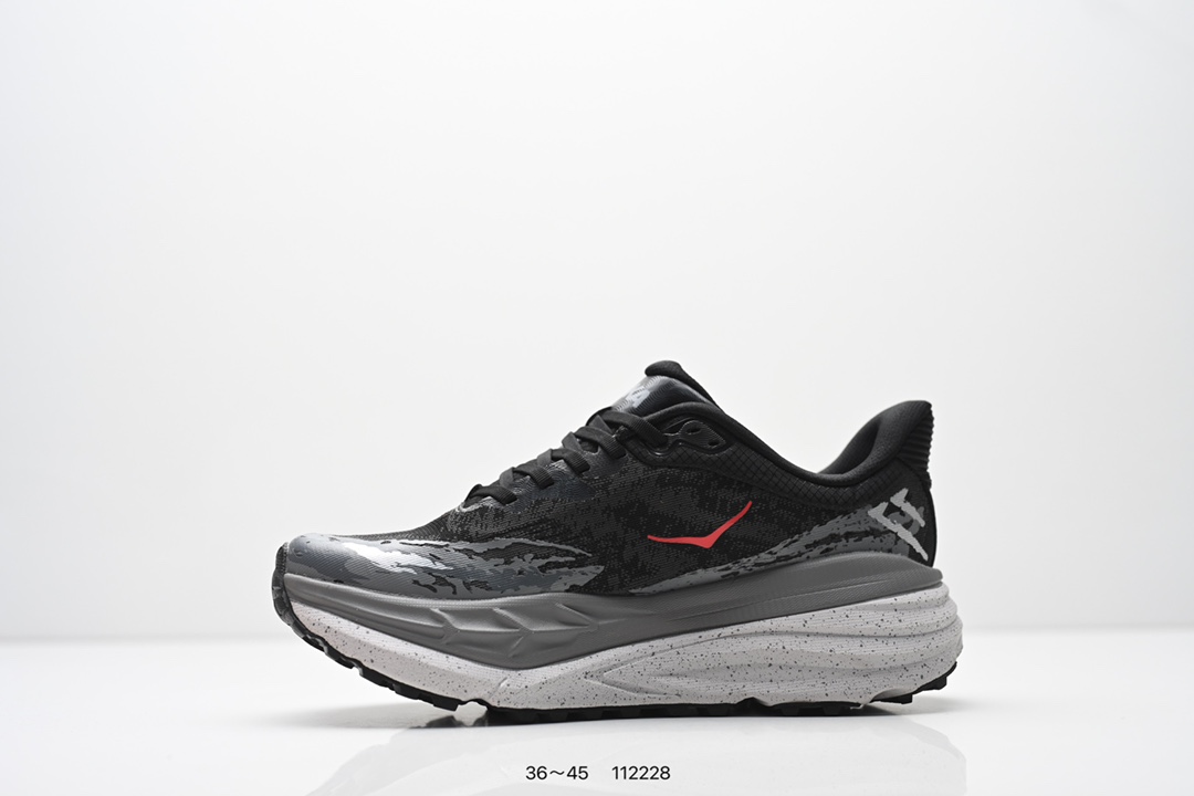 💰140
HOKA ONE ONE Stinson Atr 7
低帮专业越野跑步鞋 实拍首发
作为 HOKA 传统鞋履的第六版 Stinson ATR 6继续在道路和非电网中提供多功能舒适性
Stinson ATR 6在整个HOKA产品系列中以最高的体积堆叠高度提供相同的舒适脚下体验
是名副其实的“气垫船” 与前代产品相比
这款多功能全地形鞋重量更轻 稳定性更高
采用从消费后废塑料中提取的回收Unif REPREVE®纱线 鞋带内新集成的孔眼提供独立支撑 而精致的鞋跟领提供舒适的贴合感
紧密间隔的凸耳确保稳定性
Stinson ATR 6将激进的美学与性能相结合
继续将全地形置于 ATR中
官方货号: 1110506ZR
尺码:看图所示
编号:112228