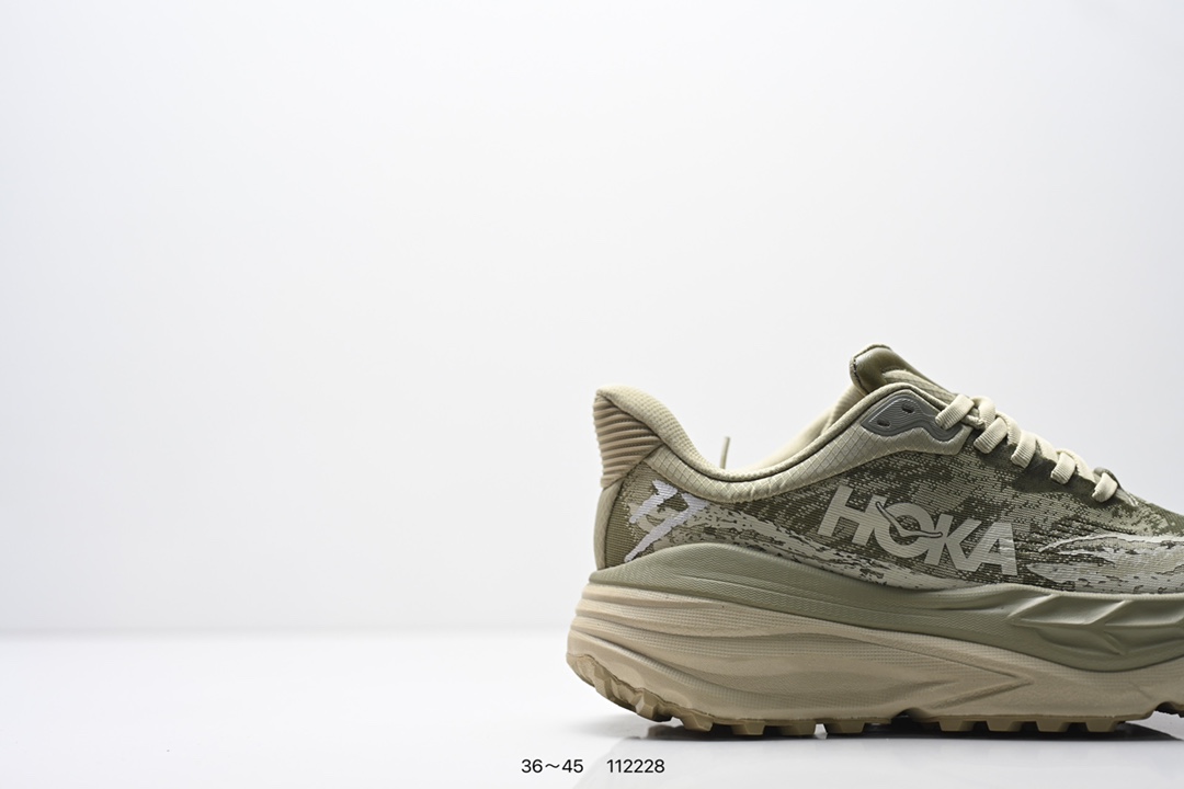 💰140
HOKA ONE ONE Stinson Atr 7
低帮专业越野跑步鞋 实拍首发
作为 HOKA 传统鞋履的第六版 Stinson ATR 6继续在道路和非电网中提供多功能舒适性
Stinson ATR 6在整个HOKA产品系列中以最高的体积堆叠高度提供相同的舒适脚下体验
是名副其实的“气垫船” 与前代产品相比
这款多功能全地形鞋重量更轻 稳定性更高
采用从消费后废塑料中提取的回收Unif REPREVE®纱线 鞋带内新集成的孔眼提供独立支撑 而精致的鞋跟领提供舒适的贴合感
紧密间隔的凸耳确保稳定性
Stinson ATR 6将激进的美学与性能相结合
继续将全地形置于 ATR中
官方货号: 1110506ZR
尺码:看图所示
编号:112228