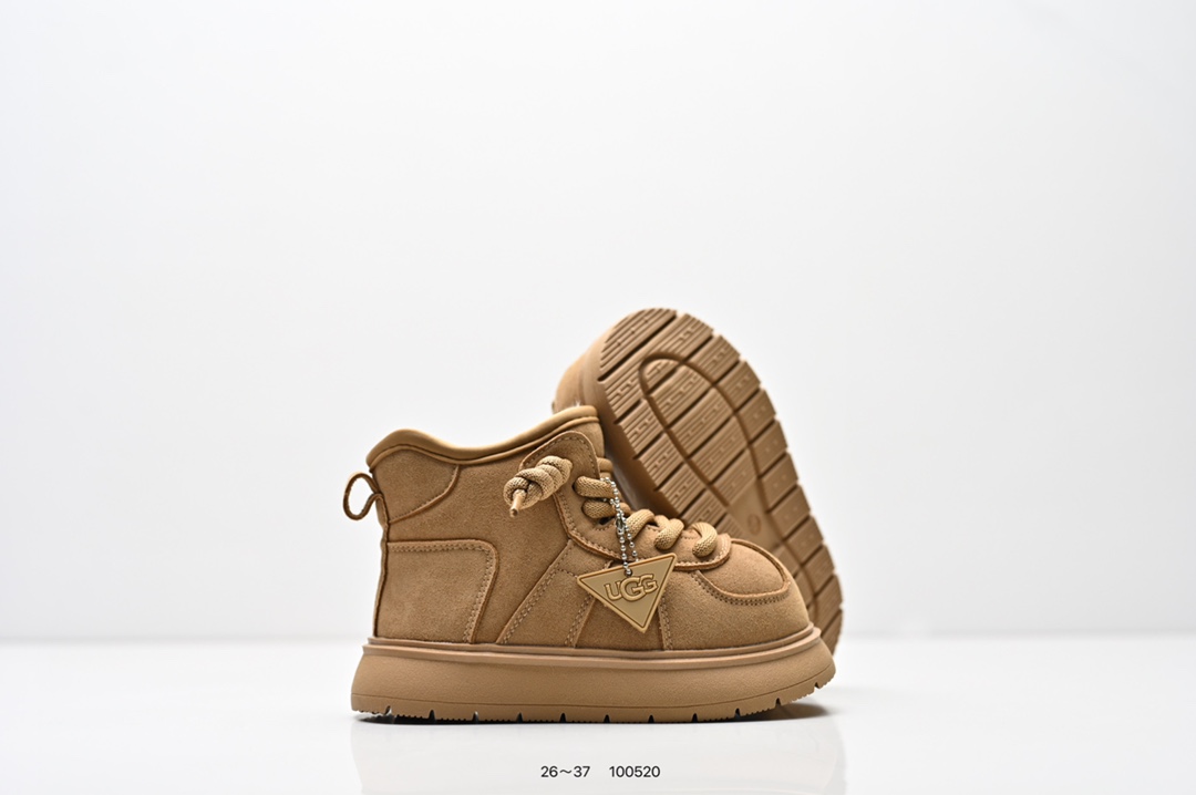 图片[4]-集合 童鞋 UGG 厚底 小红书爆款 羊绒鞋垫 冬季保暖外出 家居都是很适合的选择 进年uug推出款式系列 局部偏向年轻消费者喜好 也走到时尚潮流穿搭的前沿 鞋身材质UGGPURE™植入式羊毛内底 轻便防滑舒适橡胶外底 带有品牌LOGO商标-选品中心