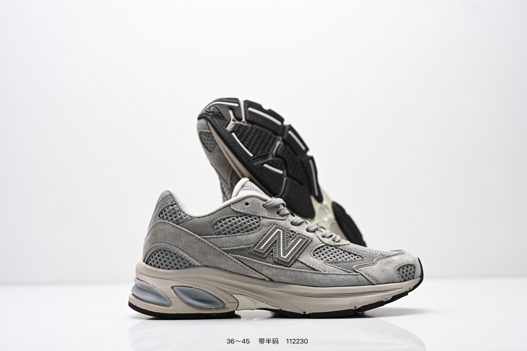 新百伦 U2010VT复古跑鞋 小红书爆款 官网售罄这双鞋确实是NB家经典复古款式之一,以全新科技诠释,鞋款,鞋面在保持基本线条和片层结构的同时,采用更为简洁、流畅的设计语言官方 货号: U2010VT (带半码) 编码:112230