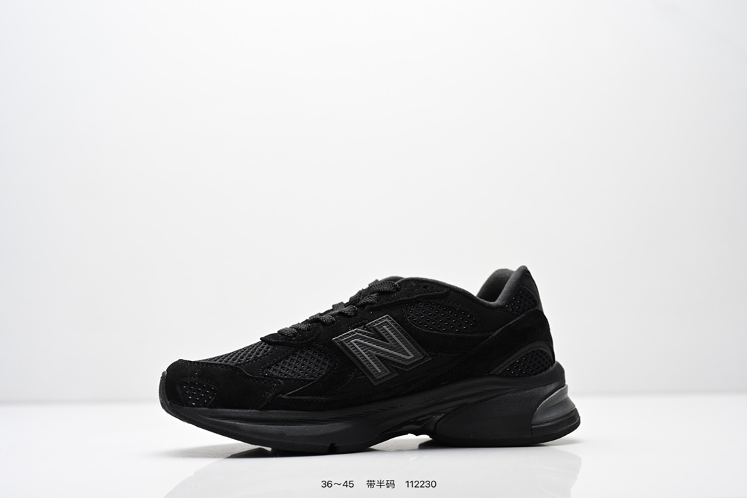 新百伦 U2010VT复古跑鞋 小红书爆款 官网售罄这双鞋确实是NB家经典复古款式之一,以全新科技诠释,鞋款,鞋面在保持基本线条和片层结构的同时,采用更为简洁、流畅的设计语言官方 货号: U2010VT (带半码) 编码:112230