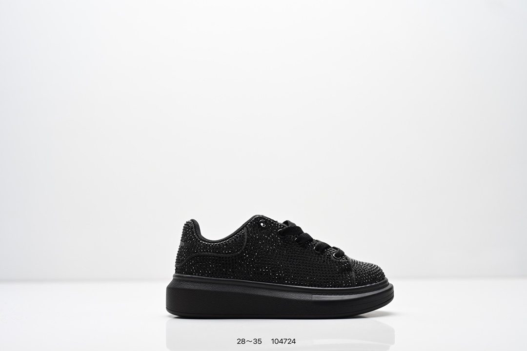 童鞋：Alexander McQueen 麦昆 官网同步发售 官方新配色面料采用进口丝绸亚光原版牛皮 水染羊皮内里，牛皮垫脚 原版大底 回弹度极佳 耐磨又舒适 鞋底厚4.5cm 全套原版包装 进出专柜无压力 尺码：28～35-选品中心