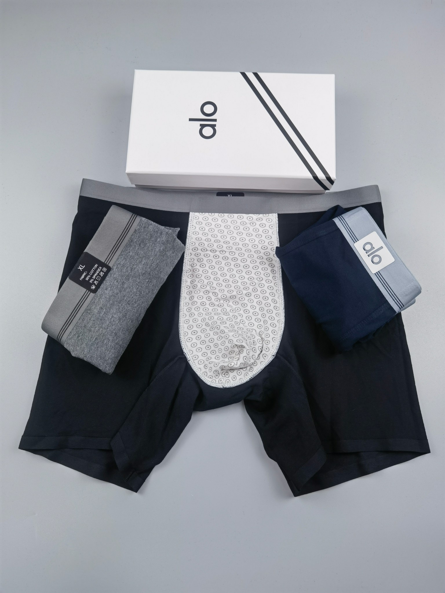 新品！alo 原单品质，时尚潮男新品 纯棉高品质！有型！ 一点也不紧绷 按照人体工程学设计 彰显男性性感