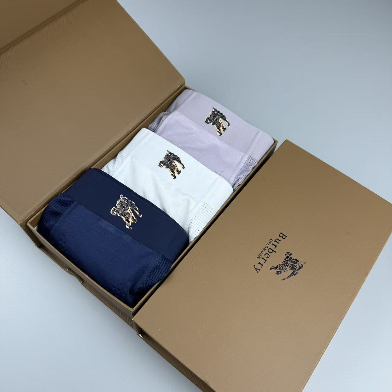 🆕🆕 (Burberry) último modelo de mostrador, último modelo de silicona de alta frecuencia, calidad original absoluta, pr…