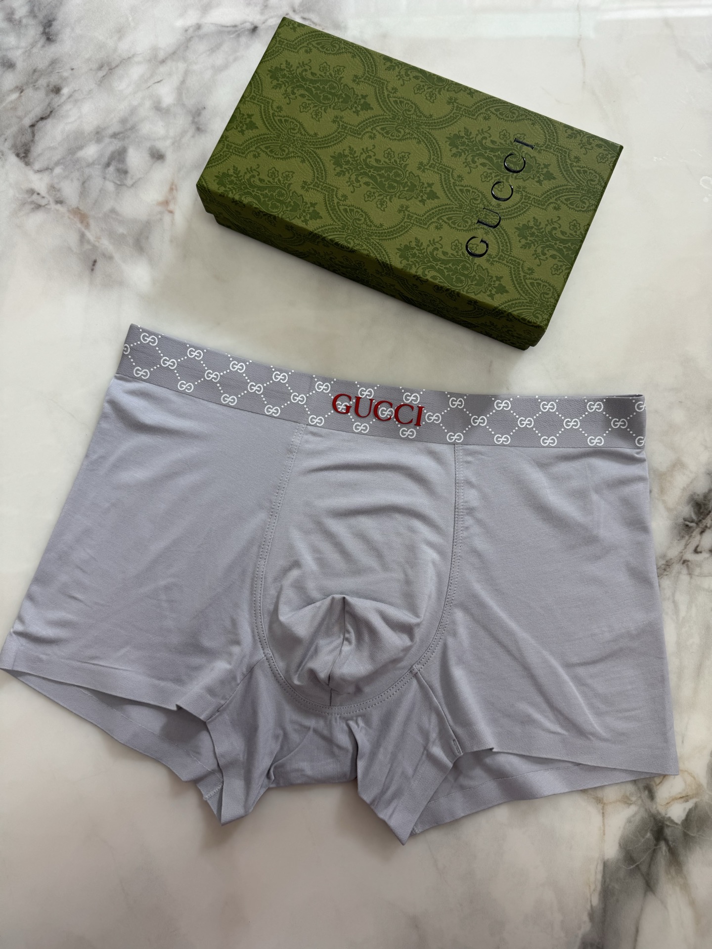  🆕🆕GuCCI（古奇）专柜最新款，最新3D滴胶款，绝对的原单品质，全手工切割工艺   专柜订制进口面料