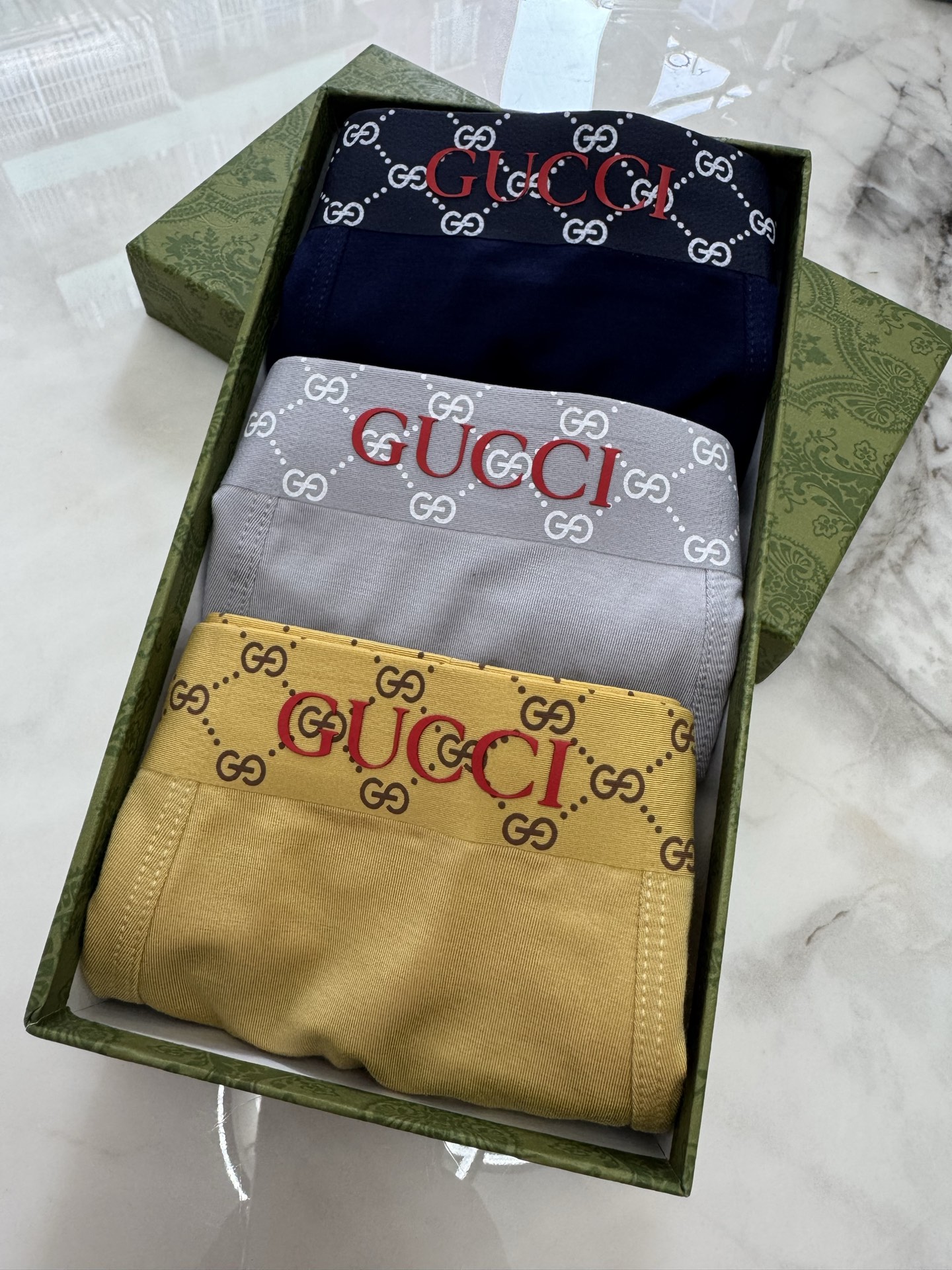  🆕🆕GuCCI（古奇）专柜最新款，最新3D滴胶款，绝对的原单品质，全手工切割工艺   专柜订制进口面料
