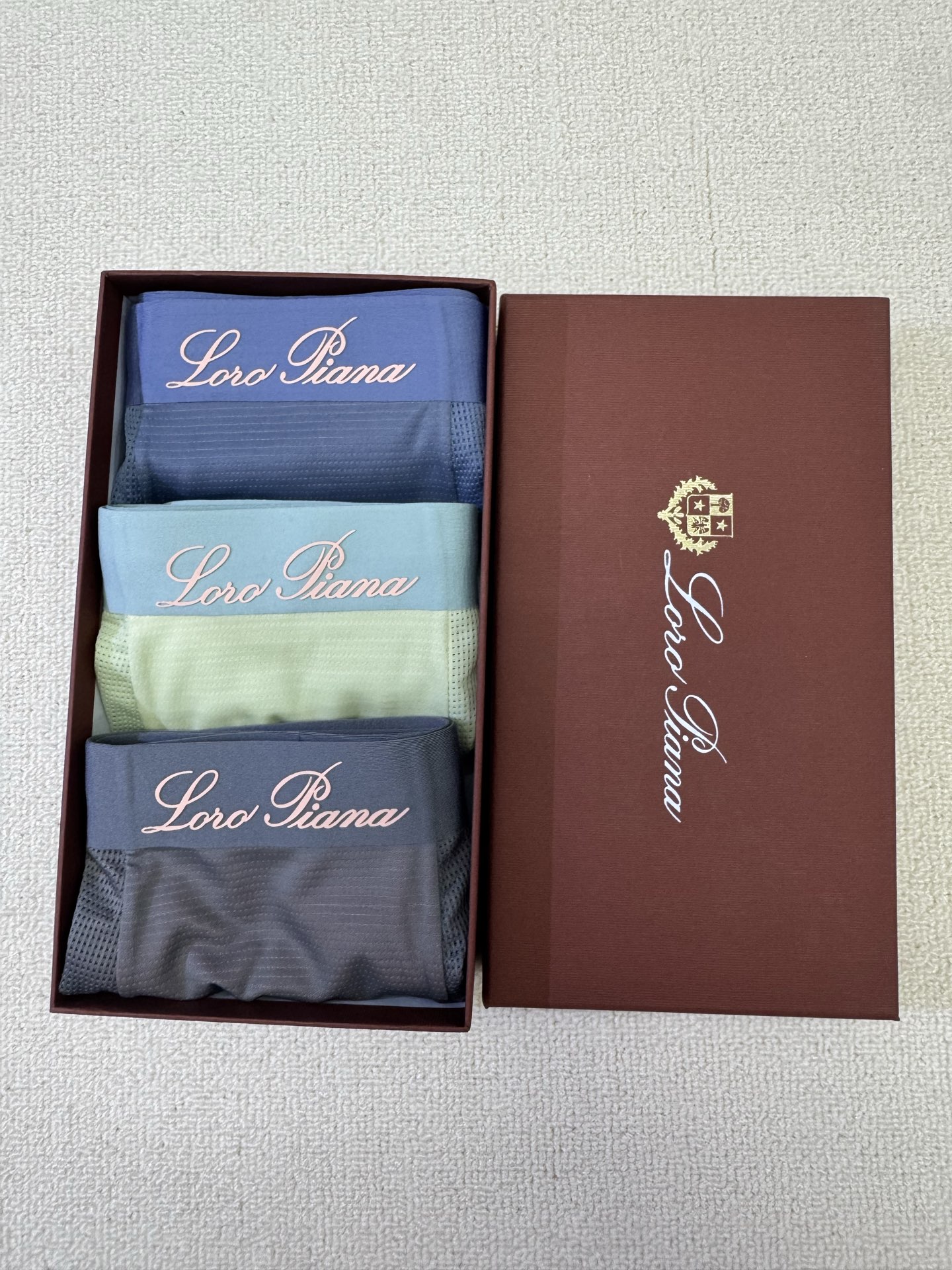  LP  精品盒装男士内裤！外贸国外订单，高品质，锦纶冰丝无痕切割工艺 科学配 82.5%锦纶+17.5