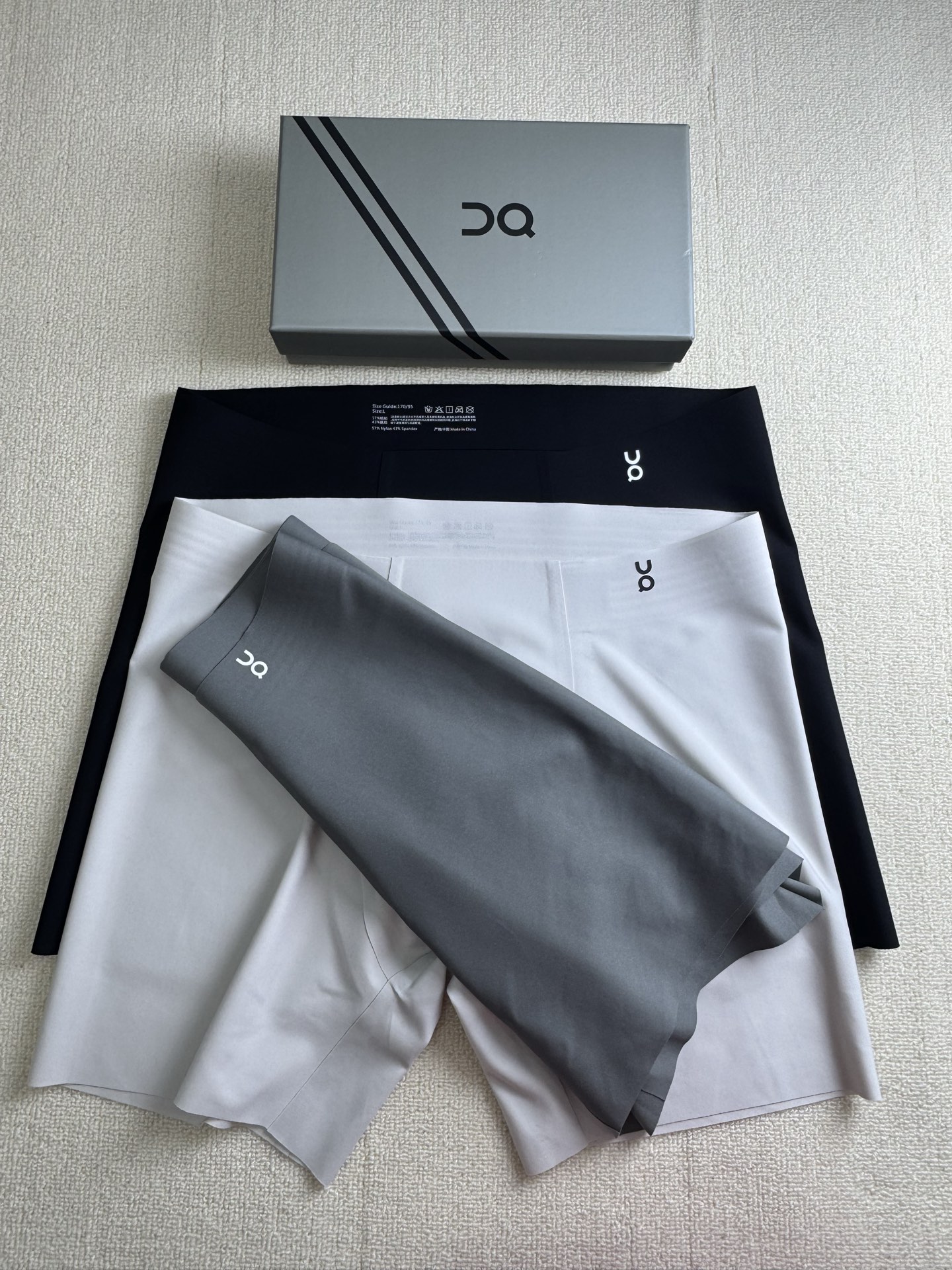 🆕🆕🆕爆款到货、专柜专属Logo，果冻胶全无痕男士内裤，0缝线，U凸太空舱，加长的运动版型 一盒3条 ，