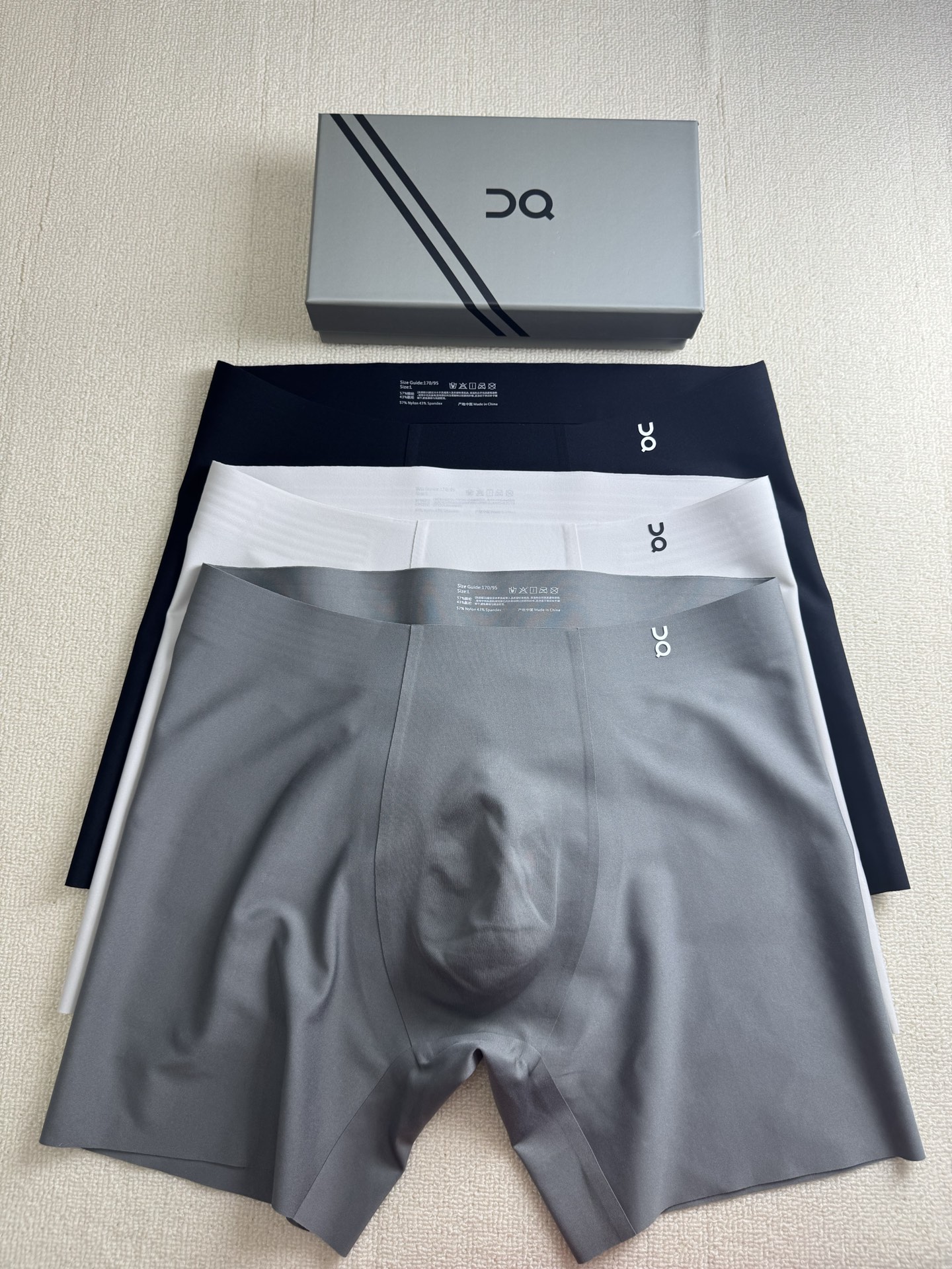 🆕🆕🆕爆款到货、专柜专属Logo，果冻胶全无痕男士内裤，0缝线，U凸太空舱，加长的运动版型 一盒3条 ，