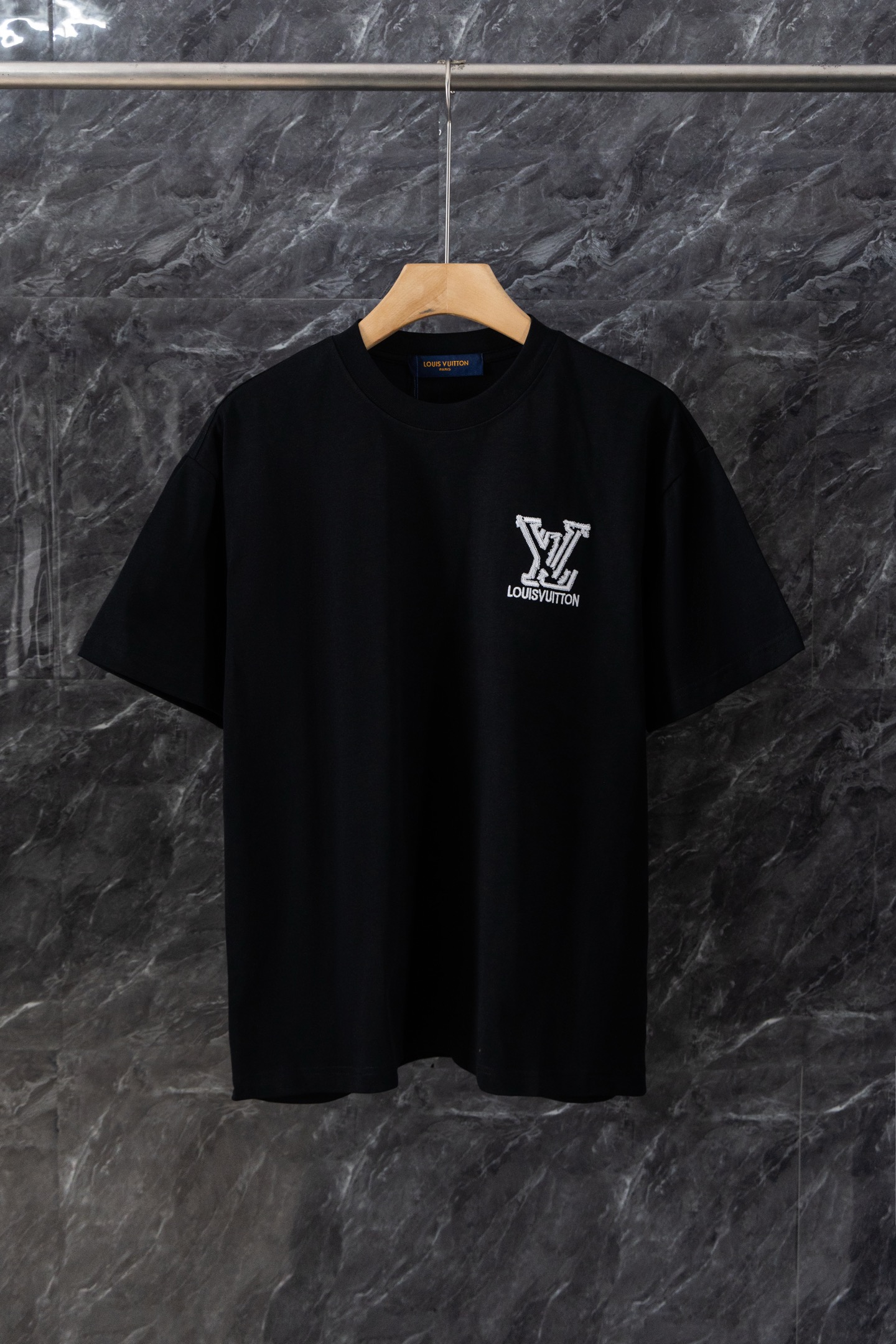 P70 LV 🔥🔥Nueva camiseta de manga corta casual para hombre 1961Ss, original de alta calidad, versión de lujo, moderna …