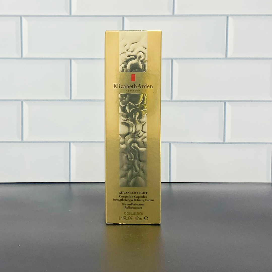 75💰
可配中文标，细节全对版，味道对香，市面最高版本，非流通普货，正品质量直供，支持对比，明通市场认可版本✔️伊丽莎白雅顿金胶90粒新版明通版42ml！功效：清爽型。