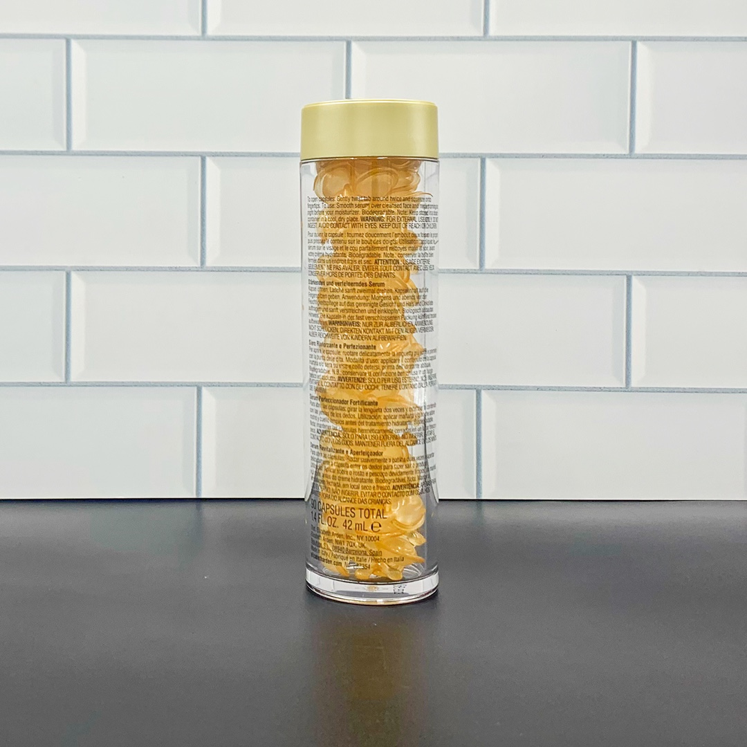 75💰
可配中文标，细节全对版，味道对香，市面最高版本，非流通普货，正品质量直供，支持对比，明通市场认可版本✔️伊丽莎白雅顿金胶90粒新版明通版42ml！功效：清爽型。