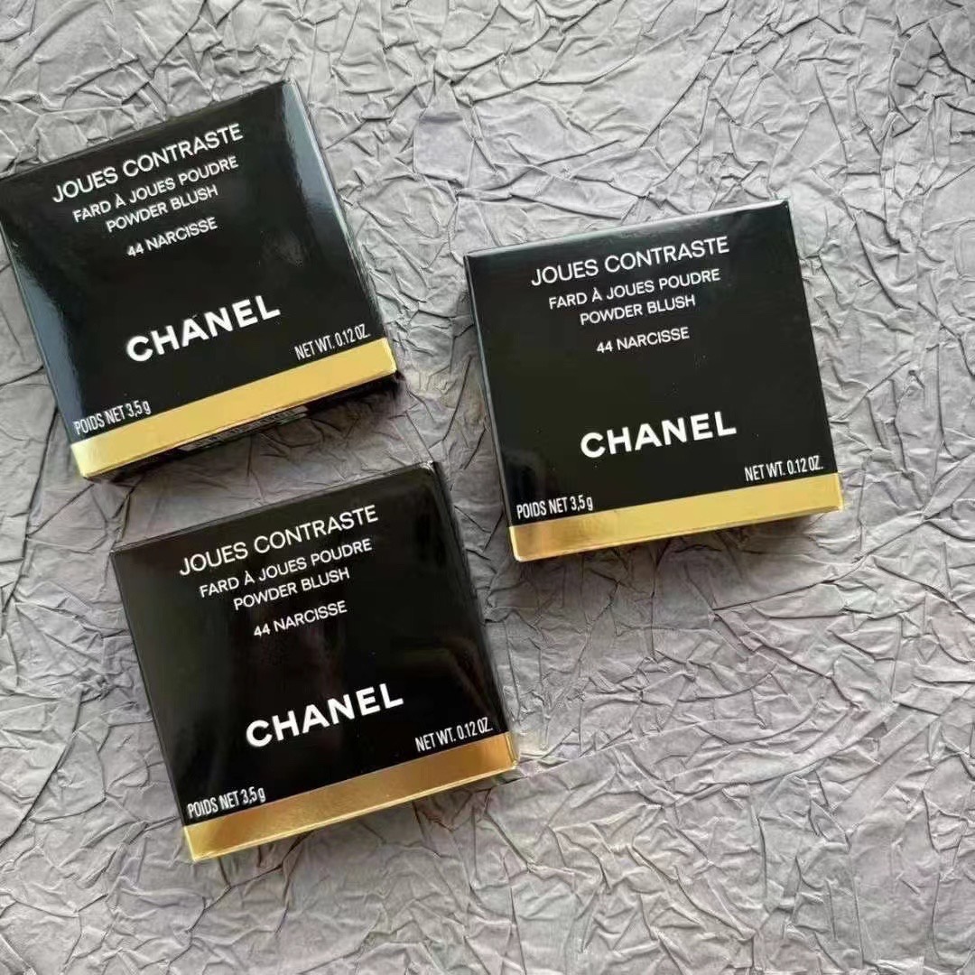 Colorete horneado Chanel 3.5g! Números de color: 44-69-170-330.