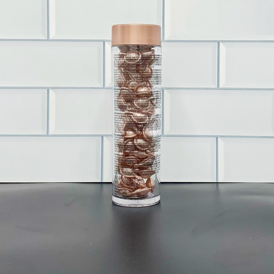 75💰
可配中文标，细节全对版，味道对香，市面最高版本，非流通普货，正品质量直供，支持对比，明通市场认可版本✔️伊丽莎白雅顿粉胶90粒新版明通版42ml！