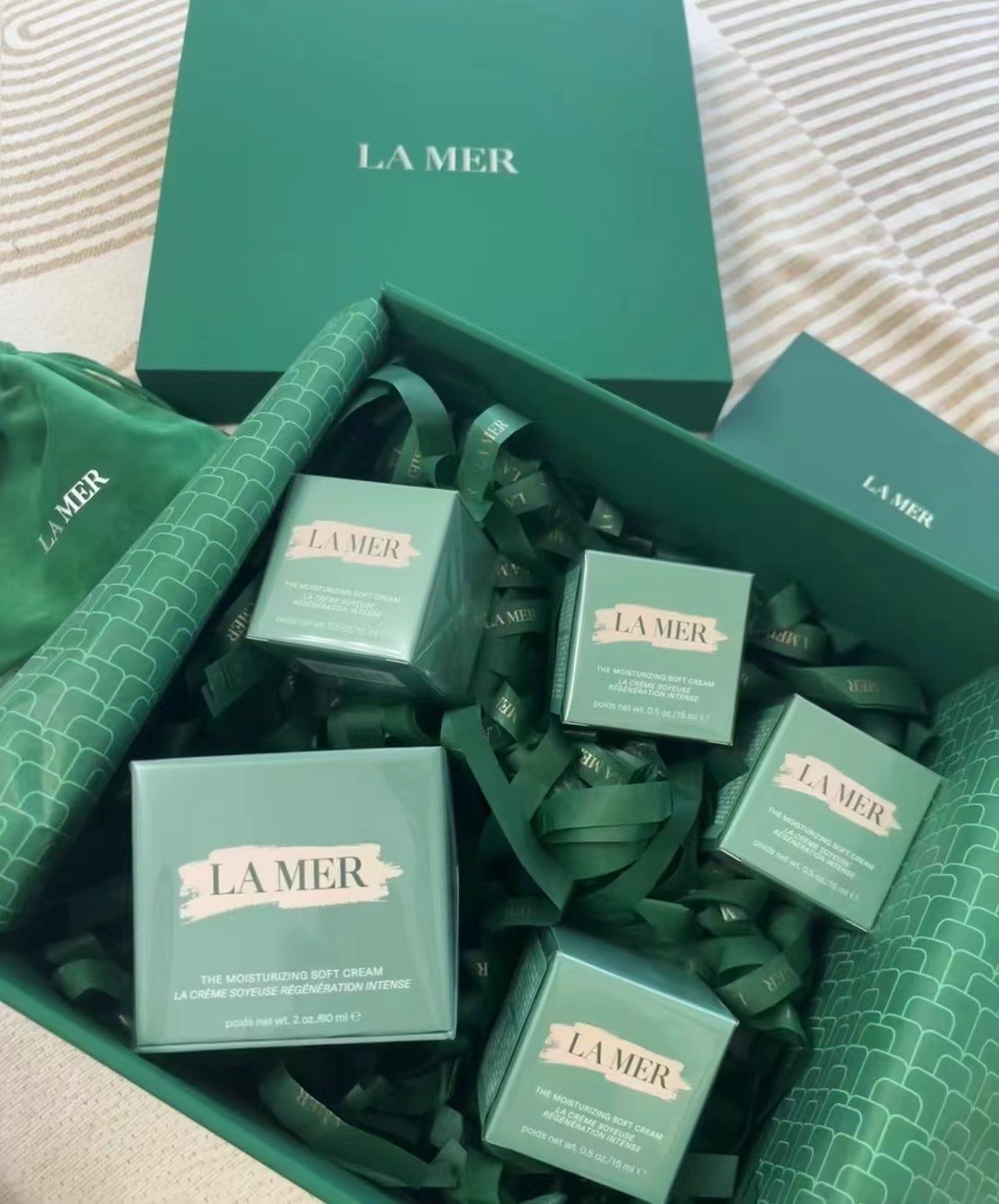 NO:808996,La Mer Miracle Cream 4+1 Set! 内含内含1*60ml,4*7ml.,护肤品19860909海蓝之谜神奇面霜4+1套装！内含内含1*60ml,4*7ml.,护肤品,accessory