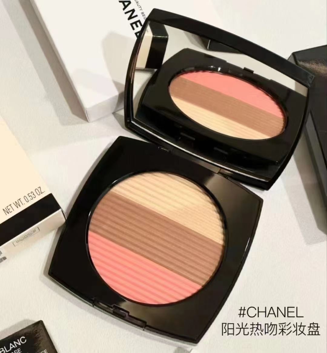 Paleta de maquillaje de Chanel de 3 colores para contorno, iluminador y rubor 15g! Números de color: MEDIUM CORAL#, LIG…