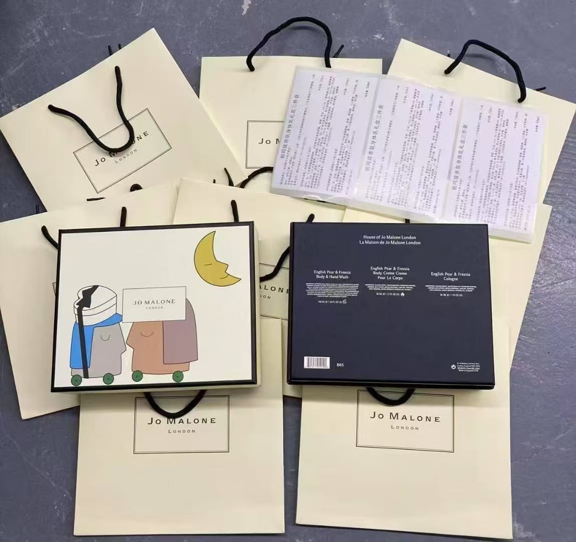 Set de fragancia corporal Jo Malone English Pear edición de dibujos animados!
