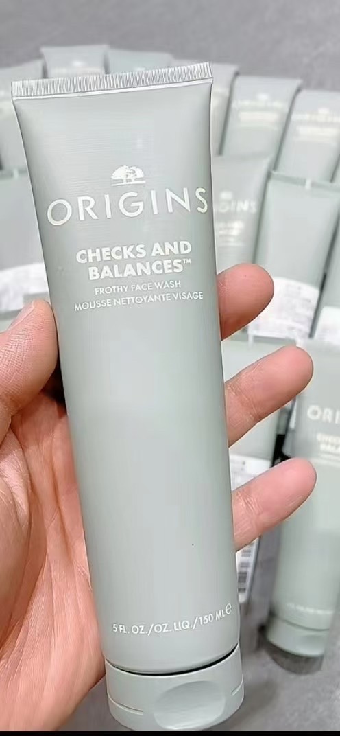 ¡25! Limpiador facial de doble beneficio de Origins nueva versión 150ml!