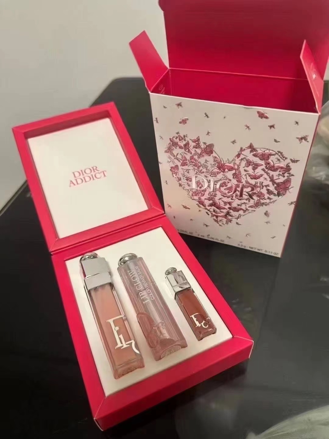 Set de cuidado labial Dior de tres piezas edición conjunta! Tonos: bálsamo labial que cambia de color tamaño completo 0…
