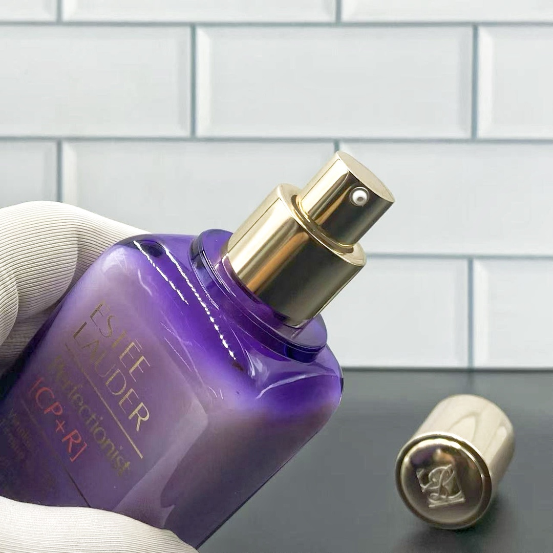 通/65💰
雅诗兰黛小紫瓶精华明通版100ml 细节全对版 味道对香 市面最高版本 非流通普货 正品质量直供 支持对比 配中文标 打12 件72