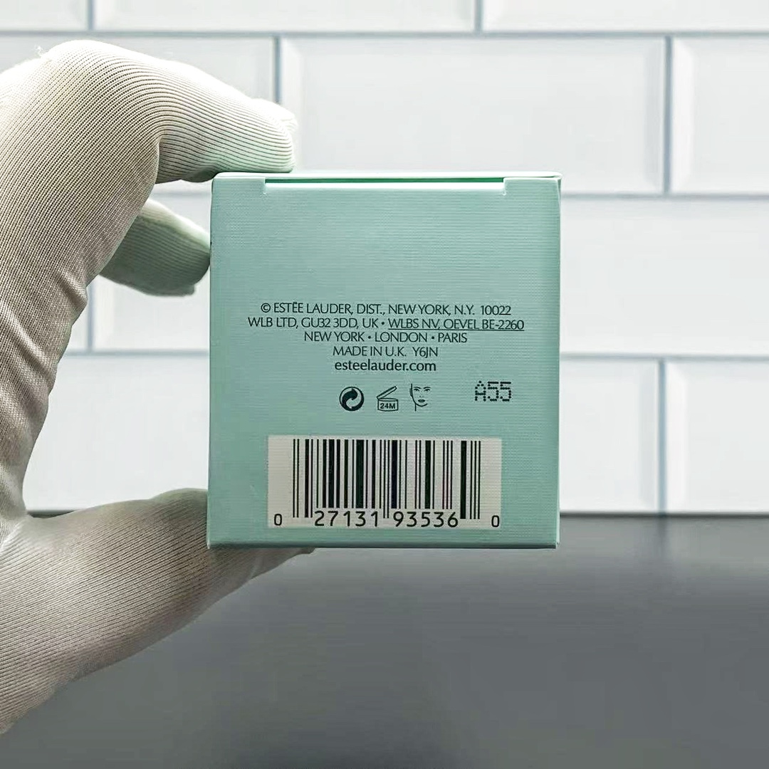 通/65💰
雅诗兰黛小紫瓶精华明通版100ml 细节全对版 味道对香 市面最高版本 非流通普货 正品质量直供 支持对比 配中文标 打12 件72