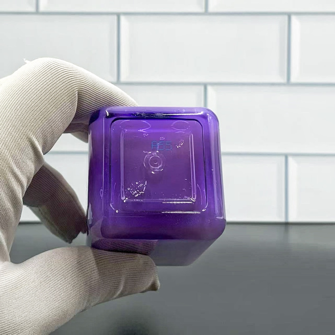 通/65💰
雅诗兰黛小紫瓶精华明通版100ml 细节全对版 味道对香 市面最高版本 非流通普货 正品质量直供 支持对比 配中文标 打12 件72