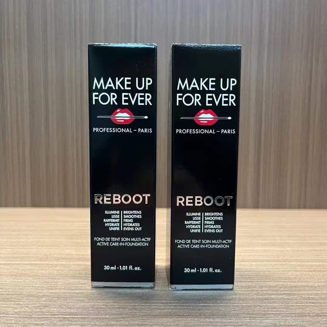 Base de maquillaje Make Up For Ever Ultra HD 30ml! Tonos: Y218#. R208#.