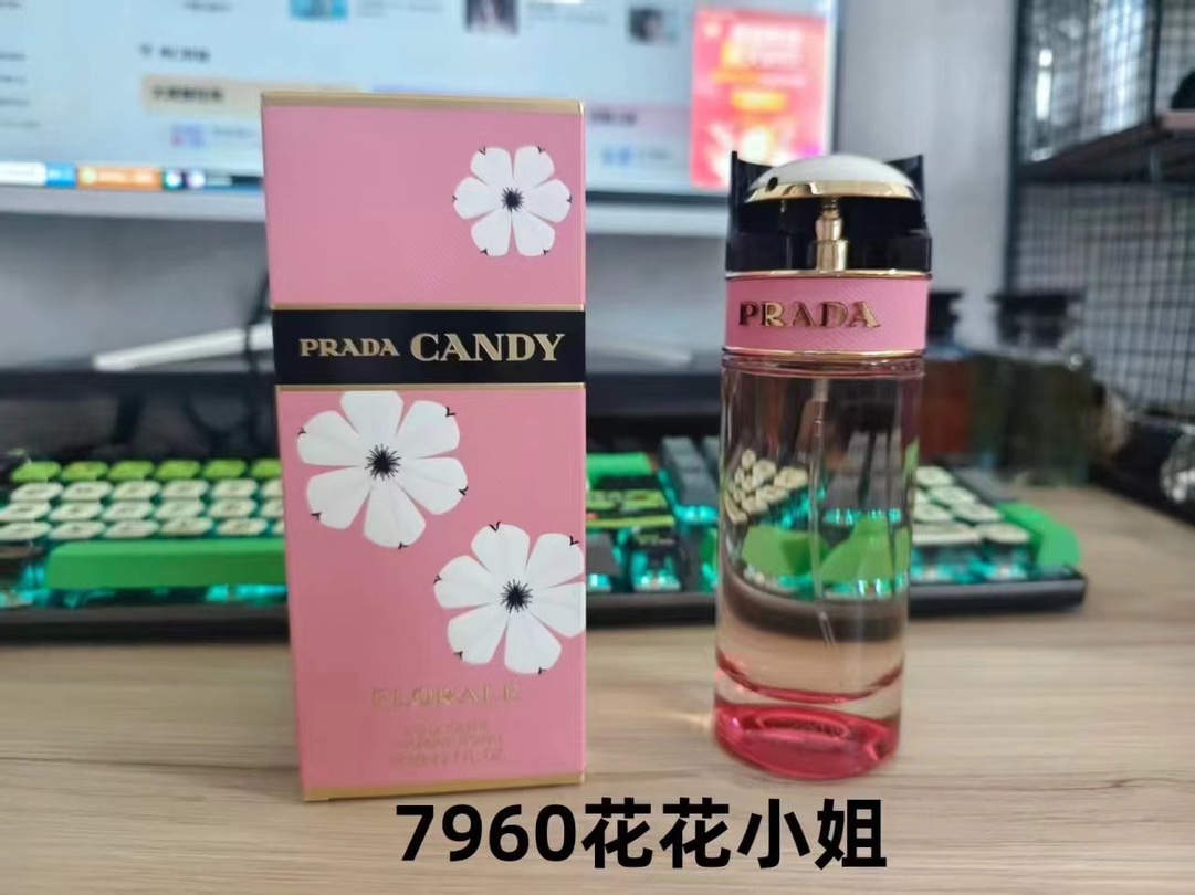 专/70💰
7087普拉达卡迪小姐女士浓香80ml!
打起出货/60🎉🎉🎉
普拉达100ml!味道:
1044糖果之吻,2326糖果清新,7960花花小姐,5959卡迪之蜜,7890甜蜜先锋,3624卡迪之夜。