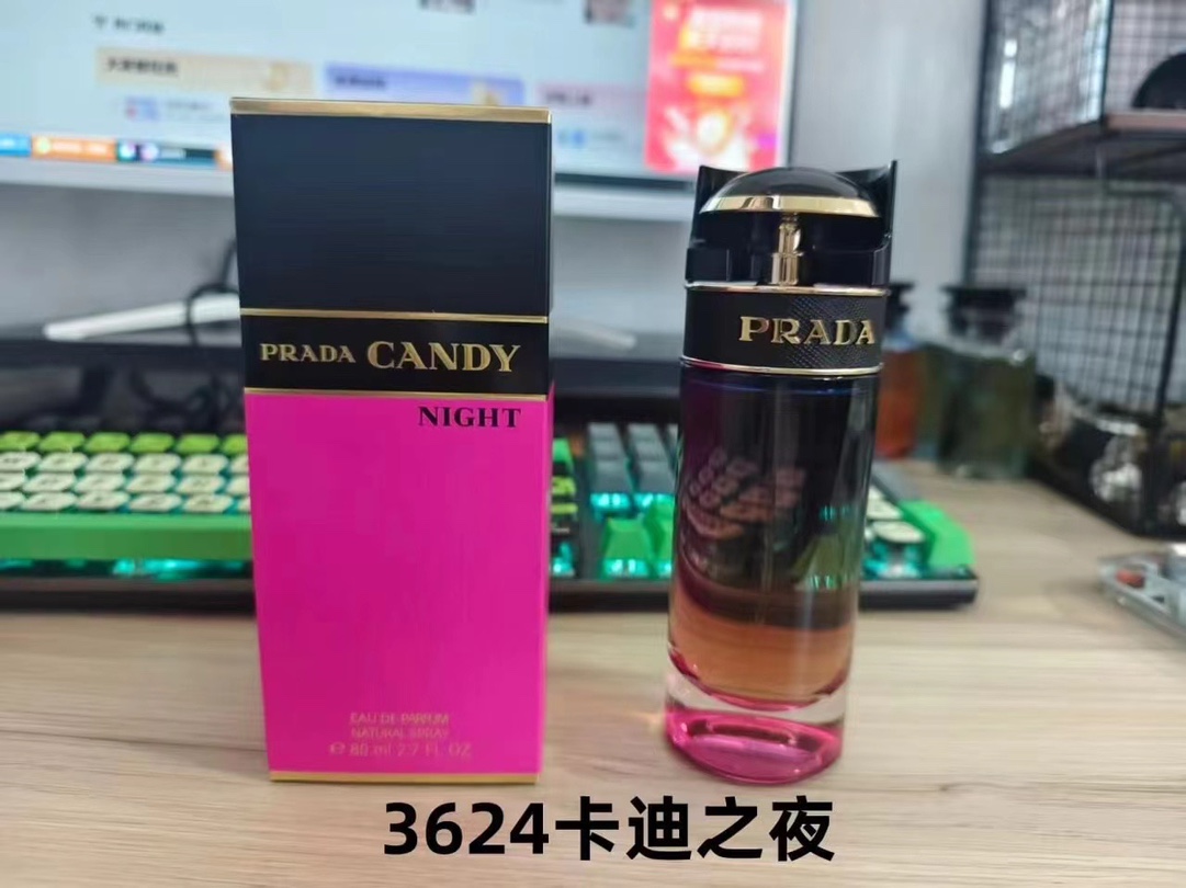 专/70💰
7087普拉达卡迪小姐女士浓香80ml!
打起出货/60🎉🎉🎉
普拉达100ml!味道:
1044糖果之吻,2326糖果清新,7960花花小姐,5959卡迪之蜜,7890甜蜜先锋,3624卡迪之夜。