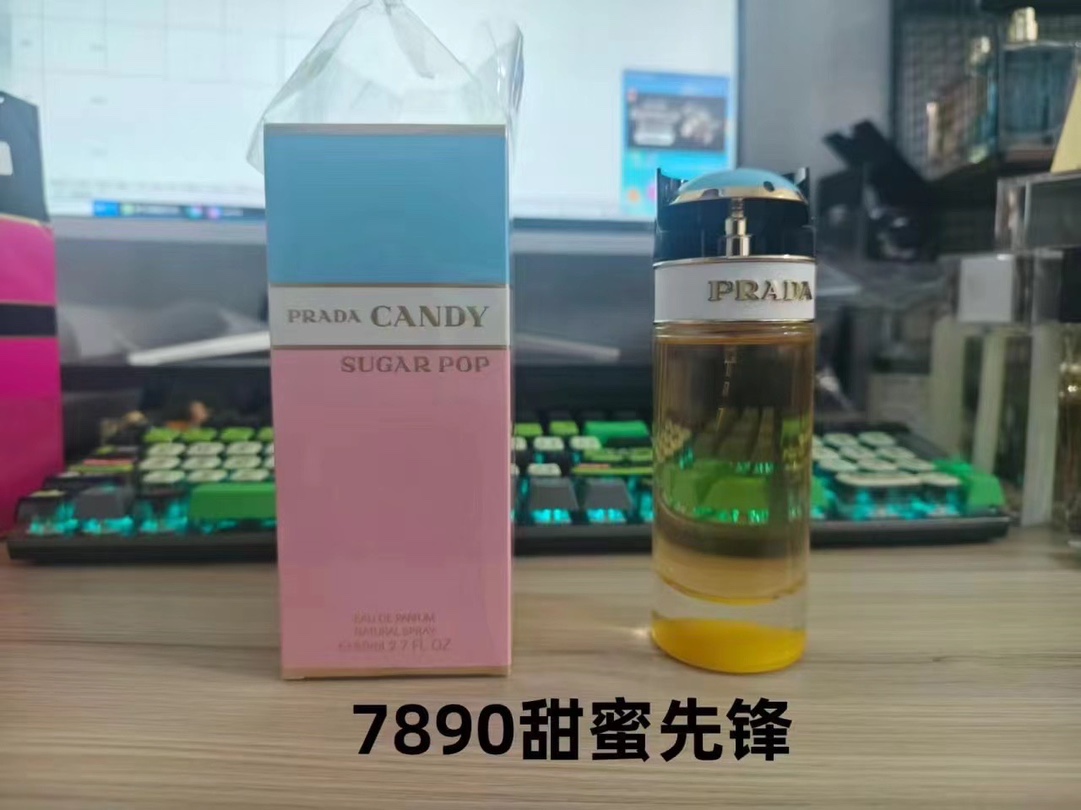 专/70💰
7087普拉达卡迪小姐女士浓香80ml!
打起出货/60🎉🎉🎉
普拉达100ml!味道:
1044糖果之吻,2326糖果清新,7960花花小姐,5959卡迪之蜜,7890甜蜜先锋,3624卡迪之夜。