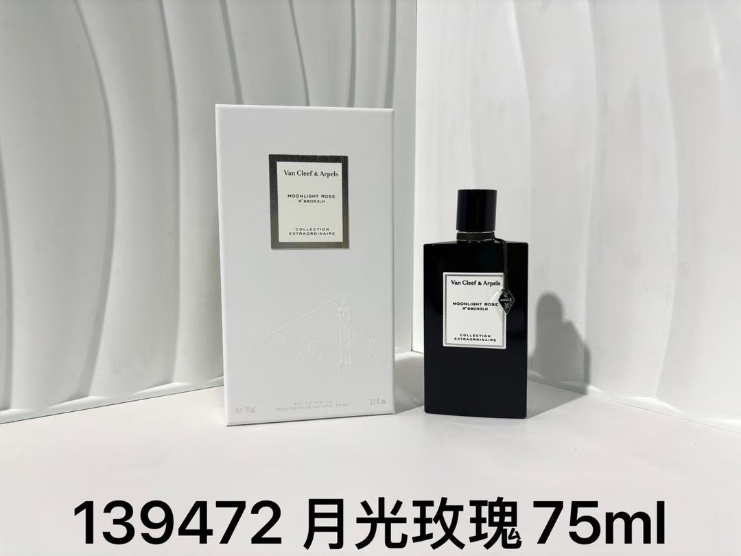 110💰
梵克雅宝75ml！味道：15502浅云纱语，139472月光玫瑰，150903夜幕静林，118941杏香雪松木，126014蔷薇皮革，08645月光白雪檀，08652云雪白玉，71987皇家琥珀，078795月光广霍，064576加州美梦，4951珍奢沉香木，6045云柔广霍，88190东方奢木，18055栀子花瓣，18012香草兰花，00335尼罗里橙花，43523晨雾之茗，155502浅云纱语。

打起出货/75🎉🎉🎉
152778尼罗里橙花香精版
132916月光广藿香精版
152785月光白雪檀香精版